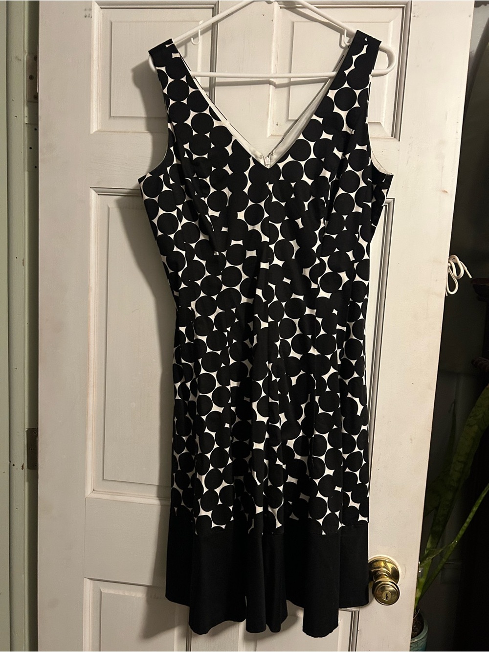 Jones Wear Black & White Polka Dot V-Neck Midi Dress
